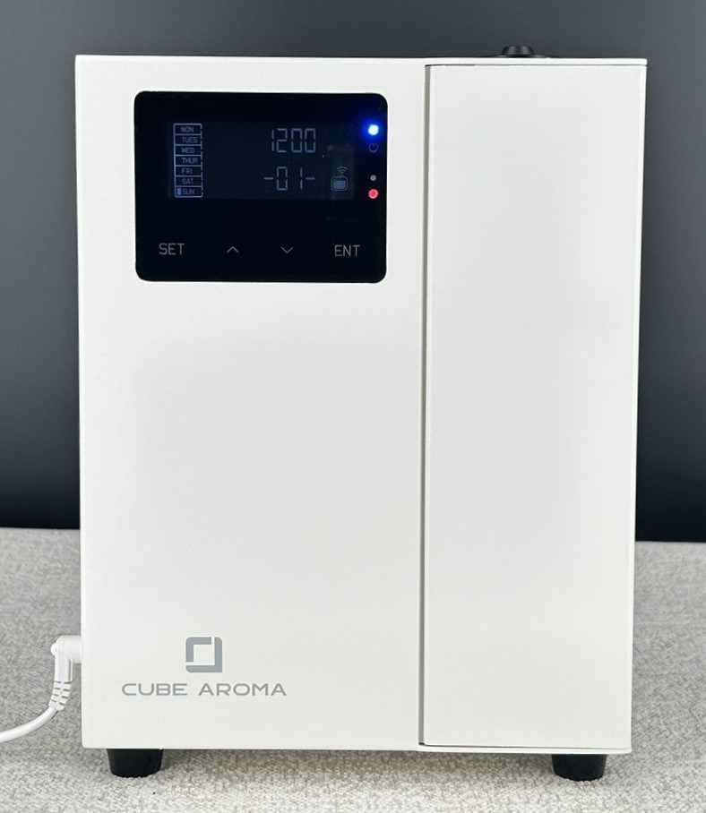 CA-500S White Front Powered
