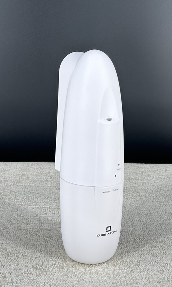 CA-90 White Right